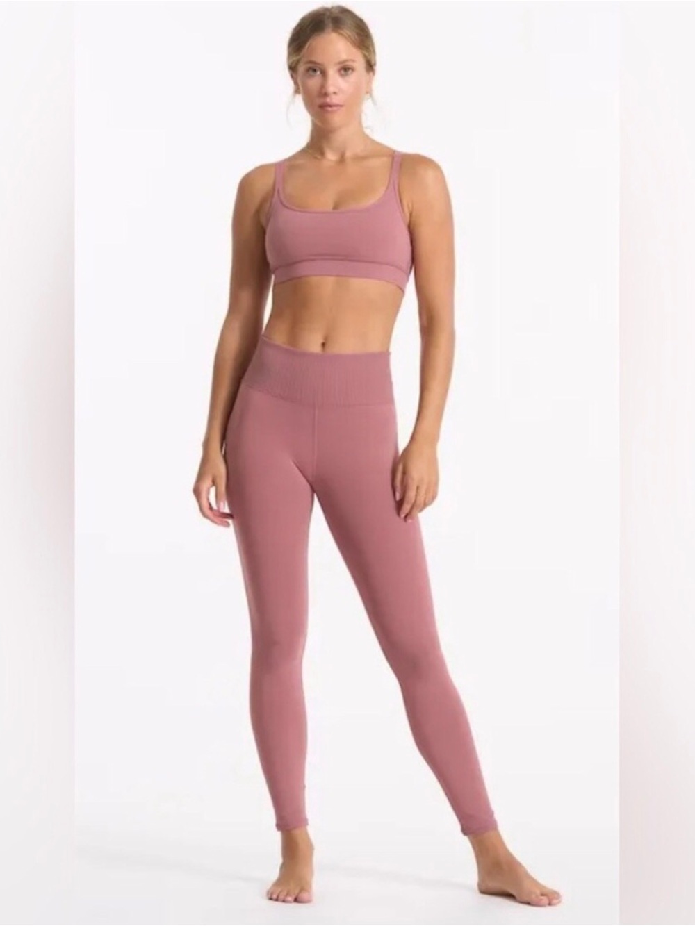 LIKE NEW Vuori Studio Ribbed Leggings
